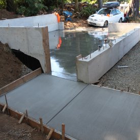 concrete sidewalk to garage